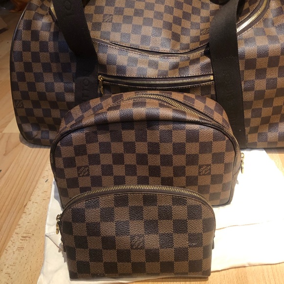 SOLD!!! Louis Vuitton toiletry Damier Ebene bag - Picture 16 of 16